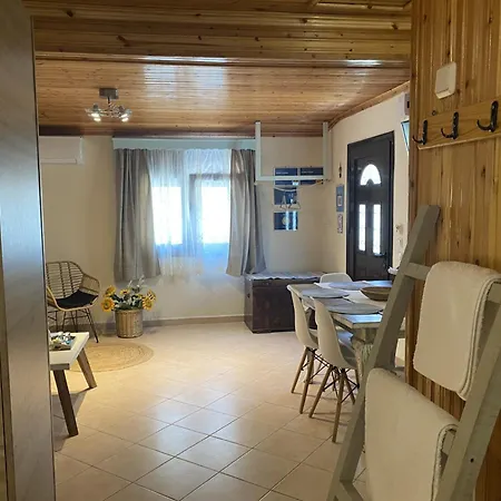 Sunny Semesterbostad